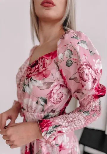 Sukienka-kombinezon Romanello pudrowo różowy 4
