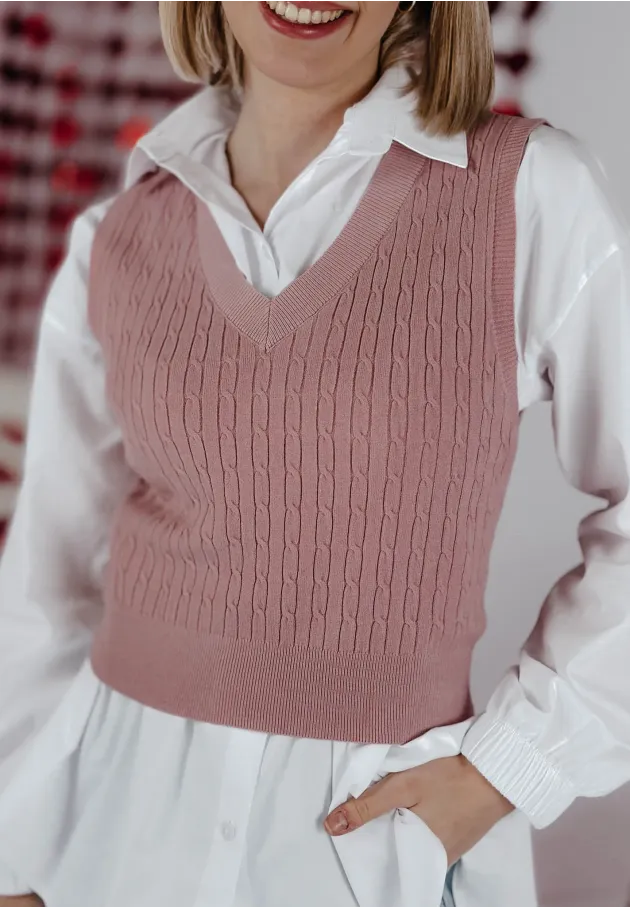 Krótka kamizelka sweterkowa Penny różowa 3