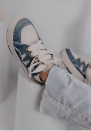 Sneakersy z łączonych materiałów Denim 5