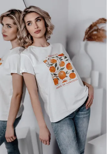 T-shirt z nadrukiem Oranges biały 7
