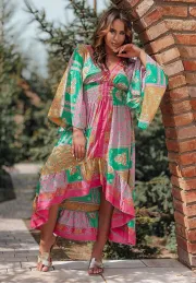 Długa wzorzysta sukienka indyjska różowa z falbaną Indie