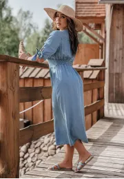Długa jasno niebieska jeansowa sukienka z guzikami Liliana 2