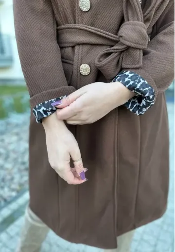 Elegancki dwurzędowy Płaszcz Lorna brązowy 5