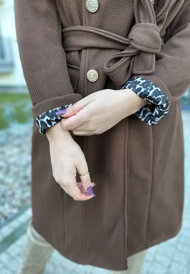 Elegancki dwurzędowy Płaszcz Lorna brązowy 5